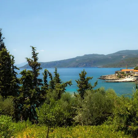 Semesterbostad Amoni Holiday Homes Kardhamili