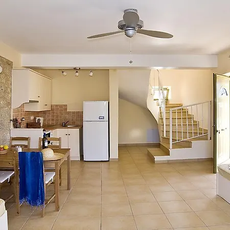 Amoni Holiday Homes