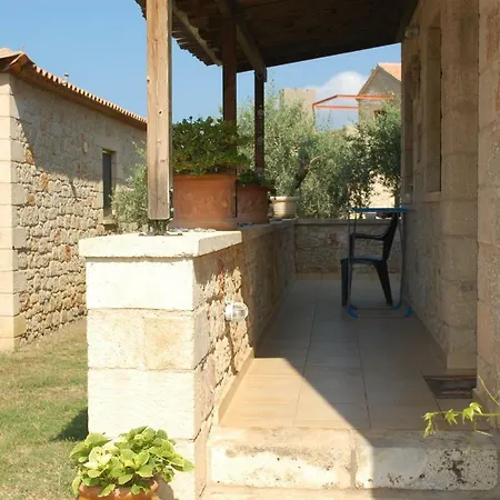 Amoni Holiday Homes Ferienhaus Kardhamili