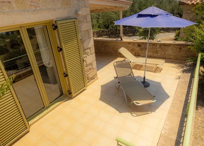 Amoni Holiday Homes *